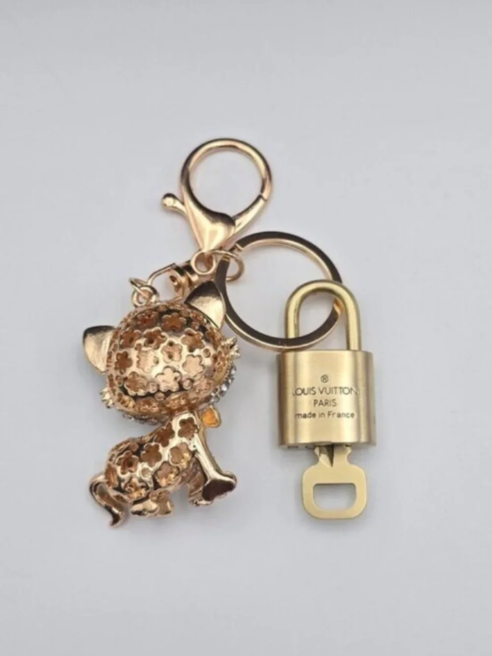 Louis Vuitton Authentic Gold Padlock 🔑 Key + Stylish Unbranded Cat Bag Charm